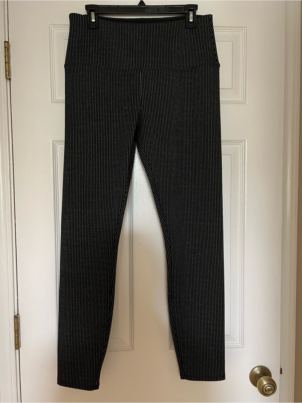 Lysse Black Pinstripe Leggings